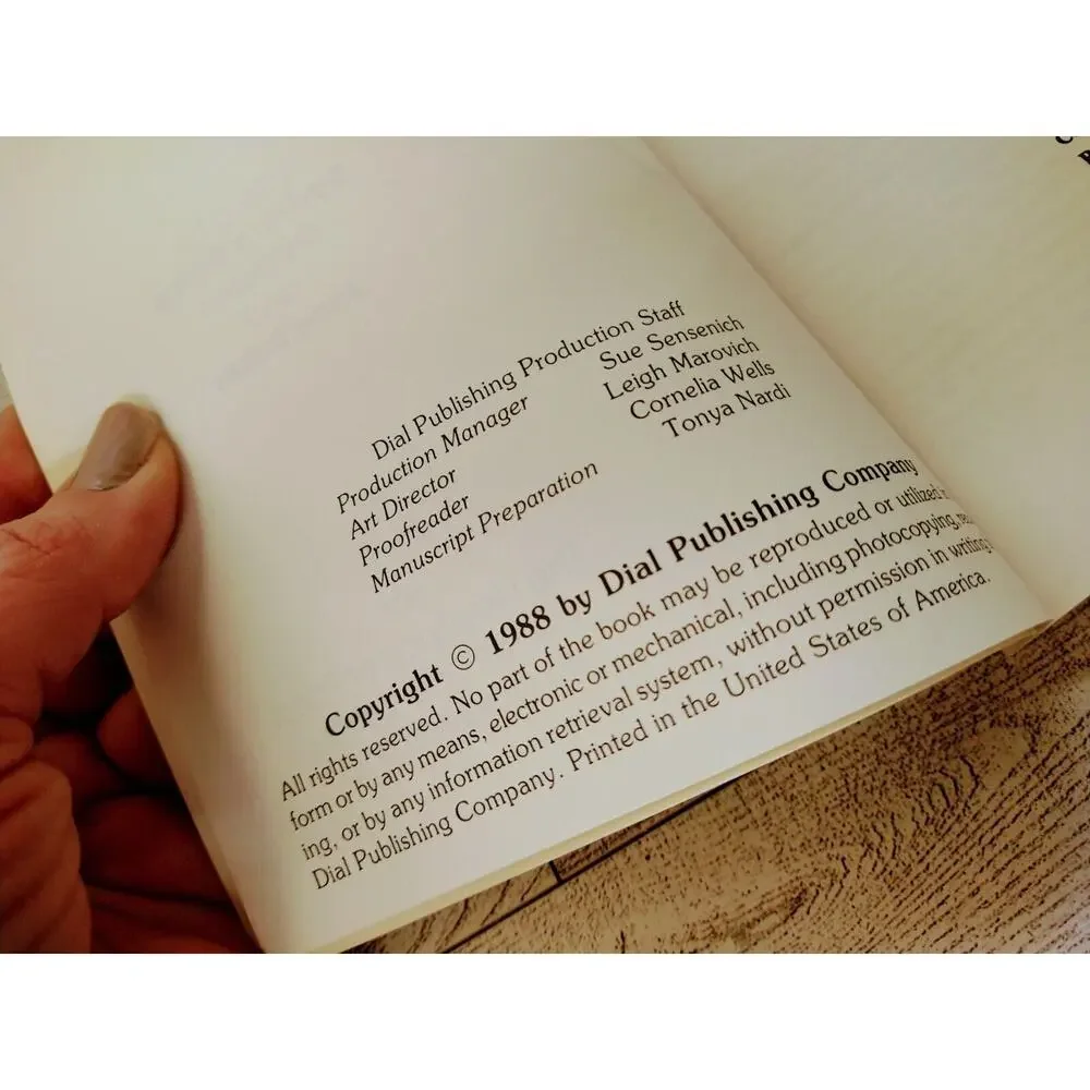 Desserts‎ Food Editors' Favorites Recipes VTG 1988 MADD Special Edition Cookbook